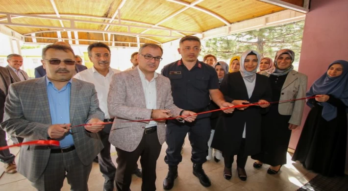 ERÜ Bahar Şenliği’nde sırdaşlık projesi