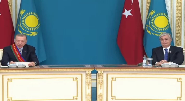 Erdoğan ve Tokayev ortak açıklama yaptı... Kazakistan’dan ’1. Derece Dostluk’ madalyası