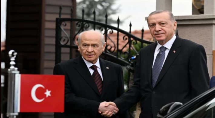 Ankara’da sürpriz ziyaret... Erdoğan, Bahçeli’yle bir araya geldi