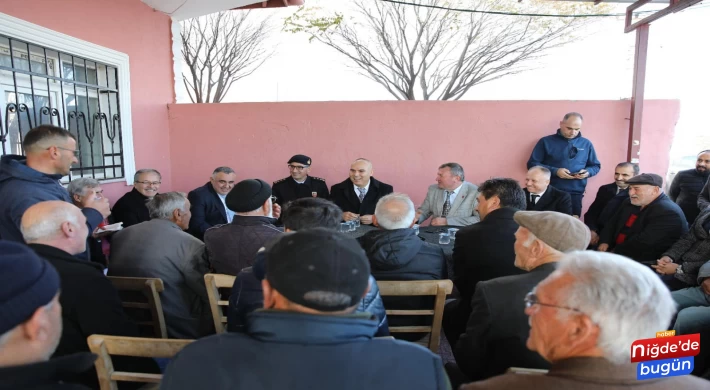 İlçe, kasaba ve köy ziyaretleri kapsamında Pınarcık, Balcı, Tepeköy ve Yaylayolu köylerini ziyaret eden Niğde Valisi Mustafa Koç, köy sakinleri ile bir araya geldi.