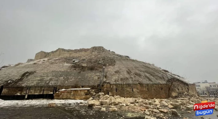 Gaziantep Kalesi Depremde Yıkıldı!