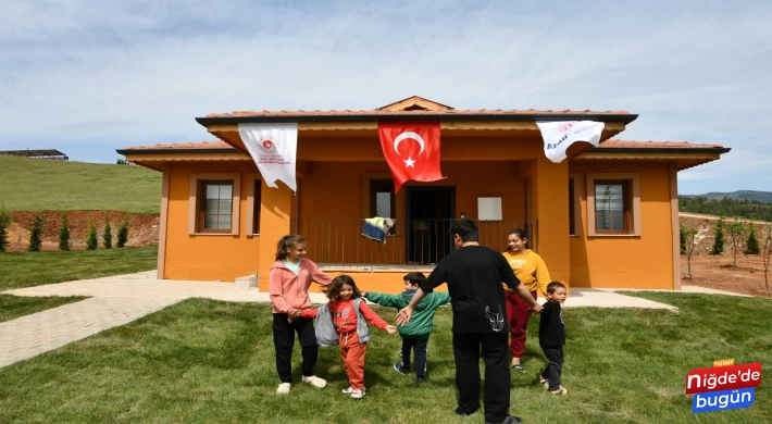 Evlerin yapımı 44 günde tamamlandı