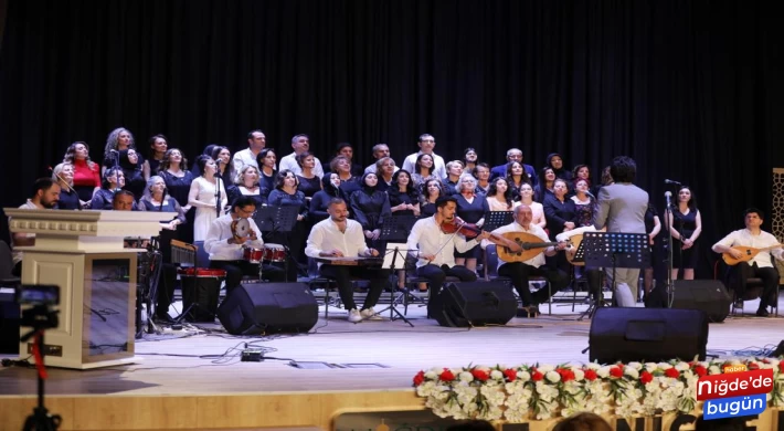 NİĞDE BELEDİYESİ HALK KOROSUNDAN KONSER