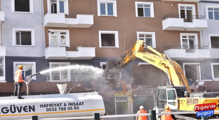 Evleri Hasar Gören Depremzedelere İlişkin Yeni Karar