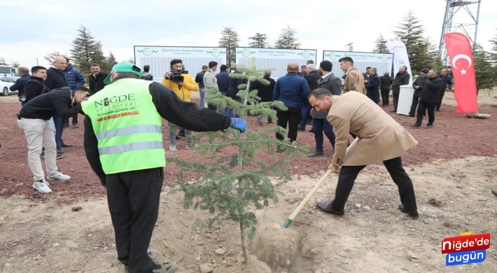 Öğretmenlere En Anlamlı Hediye Yine Niğde Belediyesi’nden