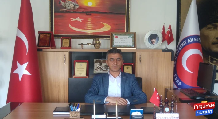 "Çanakkale Geçilemez!" ilkesi hafızalardan silinmemek üzere yazdırılmıştır”