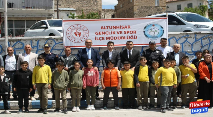 Altunhisar’da Spor Sokağı Kuruldu