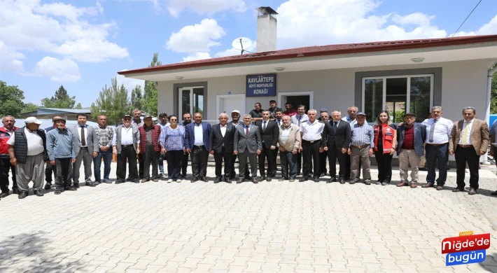 Vali Çelik belde ve köylerde vatandaşların taleplerini dinledi