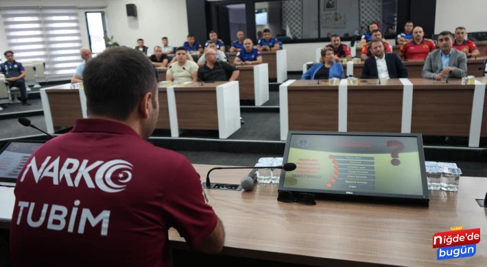 Belediye Personeline ‘NARKOREHBER Eğitim’ Semineri