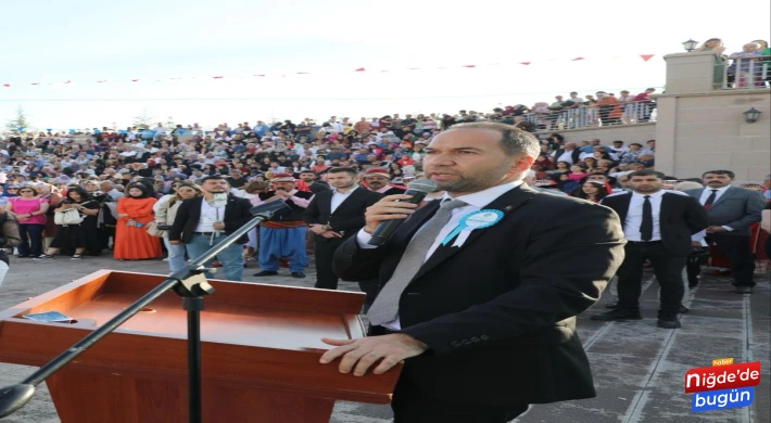 Başkan Özdemir'den Ömer Halisdemir Üniversitesi'ne Yeni Eğitim Yılı Mesajı