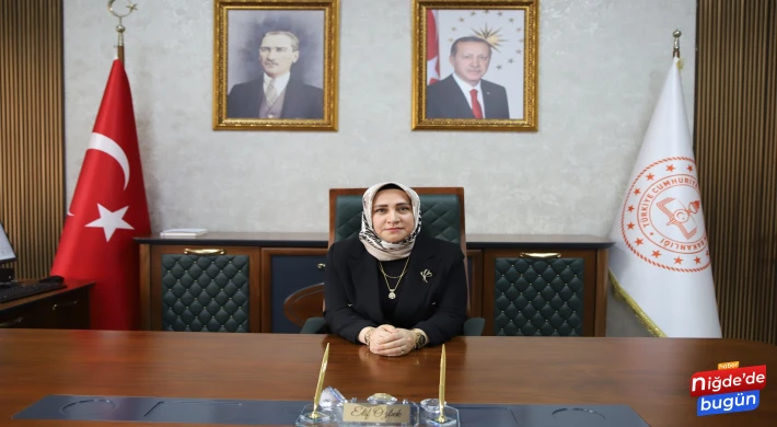 Elif Özbek, Niğde İl Milli Eğitim Müdürü Olarak Göreve Başladı