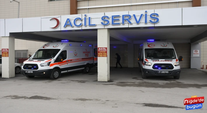 Niğde-Altunhisar yolunda trafik kazası 2 yaralı