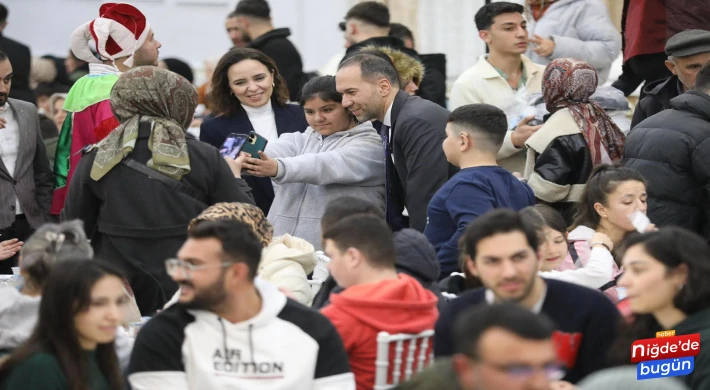 Başkan Özdemir, iftar programında halkla bir araya geldi