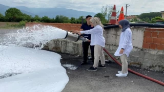 Sakarya İtfaiyesi’nden gençlere yangına müdahale eğitimi