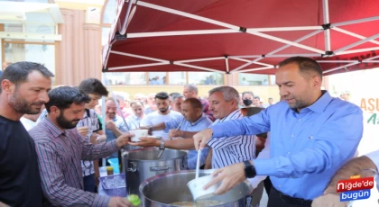 Niğde Belediyesi’nden Vatandaşa Aşure İkramı