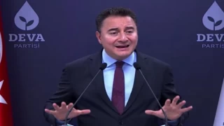 Babacan: Avrupa’yı gezebilen gençler, şimdi otobüs biletine muhtaç oldu