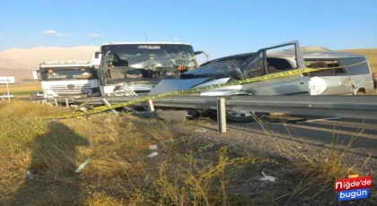 Çamardı'da meydana gelen trafik kazasında 1 kişi hayatını kaybetti 6 kişi yaralandı.