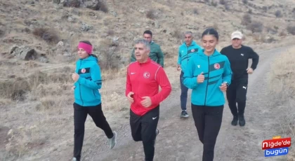 Vali Sabah sporunu Milli Atletlerle yaptı