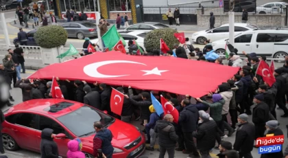 Niğde’de şehitleri anma ve Filistin’e destek yürüyüşü düzenlendi.