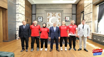 Başarılı sporculardan Vali Çelik’e ziyaret