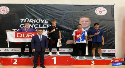 Türkiye Gençler Taekwondo Şampiyonasında Niğdeli Sporcular Kupalarla Döndüler