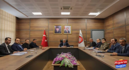 Vali Çelik, İl Özel İdaresi’nin 2024 Projelerini Değerlendirdi