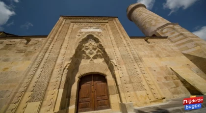 Niğde Alâeddin Camisi “Kubbe Usta Kitabeleri” inceleniyor